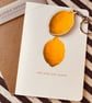Lemon Card and Wooden Keychain Gift Set Easy Peasy Lemon Squeezy (QM2041)