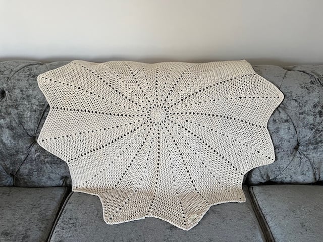 Neutral star shaped crocheted baby blanket, Unisex Blanket, New Baby Gift idea