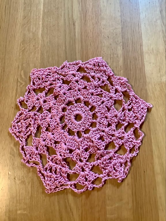 Cotton Placemat Crochet Doily Peony Pink
