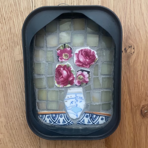 Mini mosaic in sardine tin: roses in jug