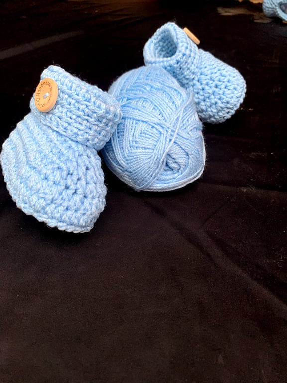 Soft Blue Crochet Baby Booties – Handcrafted Comfort
