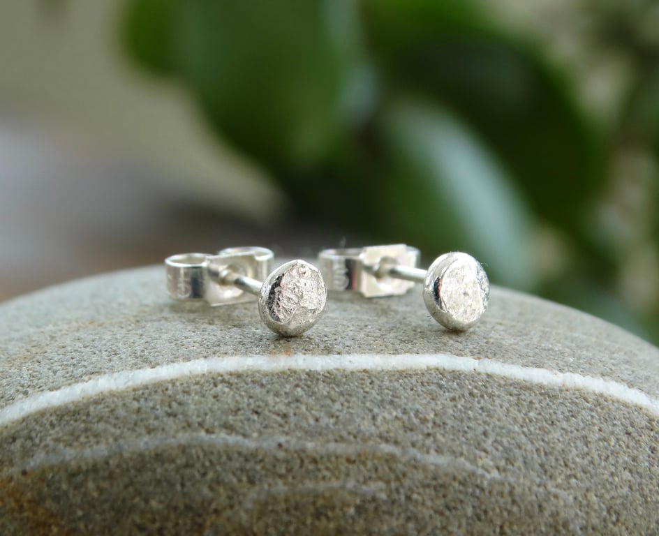 Tiny textured dot circle stud earrings - recycled sterling silver