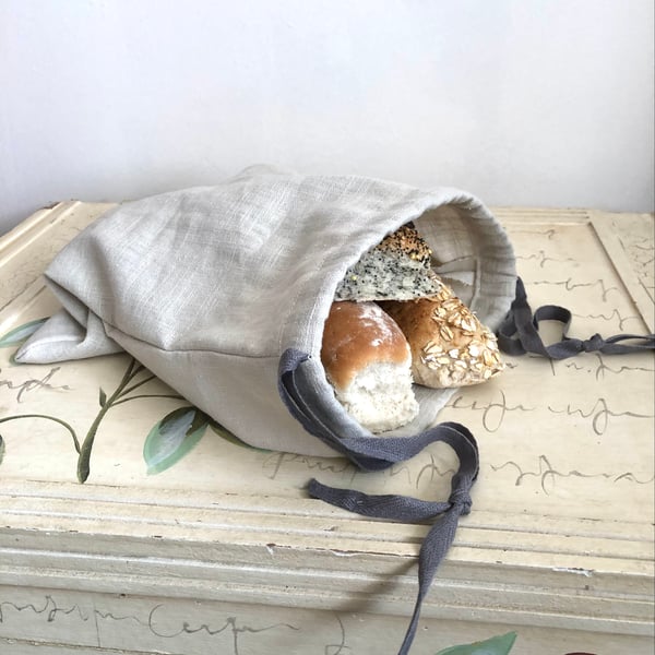 Pure linen medium drawstring bread bag with Taupe drawstring