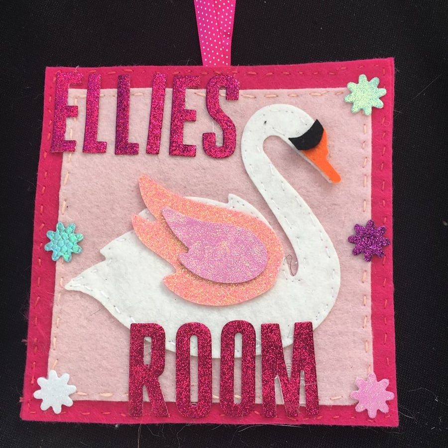 Large Swan door hanger - Personalised - Room name