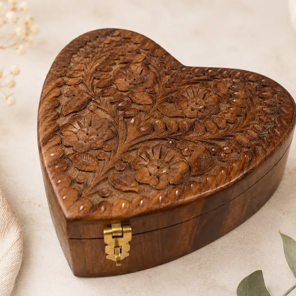 Hand Carved Heart Shaped Wooden Jewellery Box – Decorative Keepsake Storage 