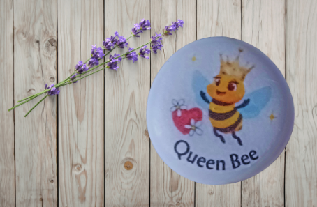 Queen Bee Pocket Hug Pebble 