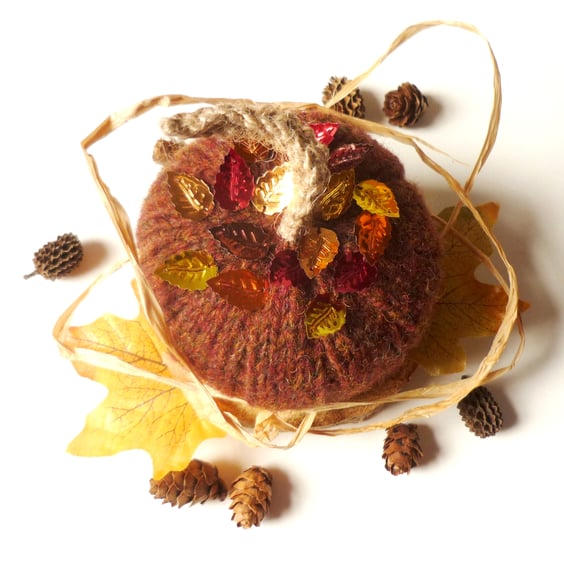 Scottish wool pumpkin - Handmade in Scotland - Autumn decor
