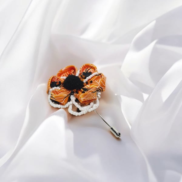 Gothic Spider Bloom Brooch – Halloween Web Flower with Beaded Chains