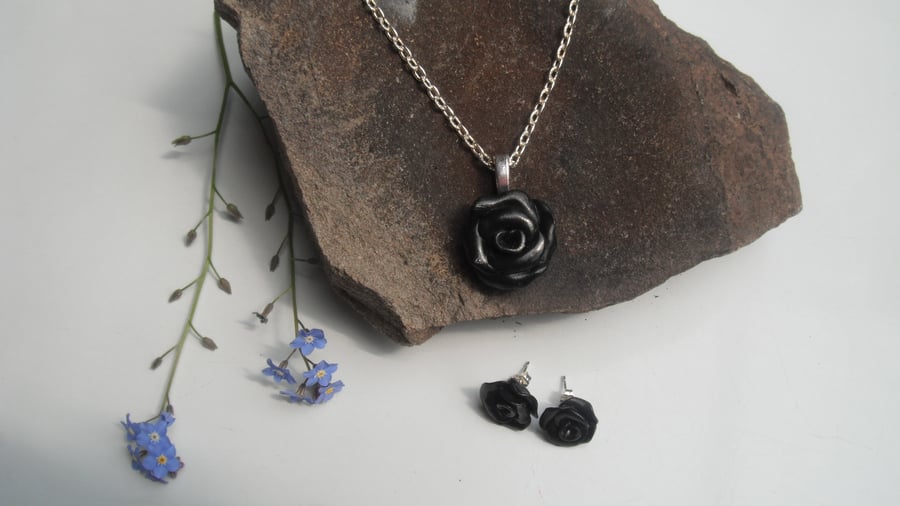 REDUCED! Black Rose Fimo Necklace and Earring Set