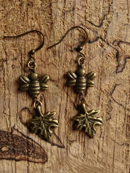 Bee earrings woodland inspired