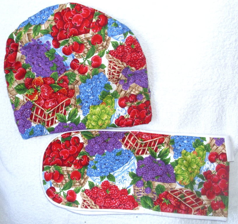 Baskets of Fruits tea cosy and ovengloves
