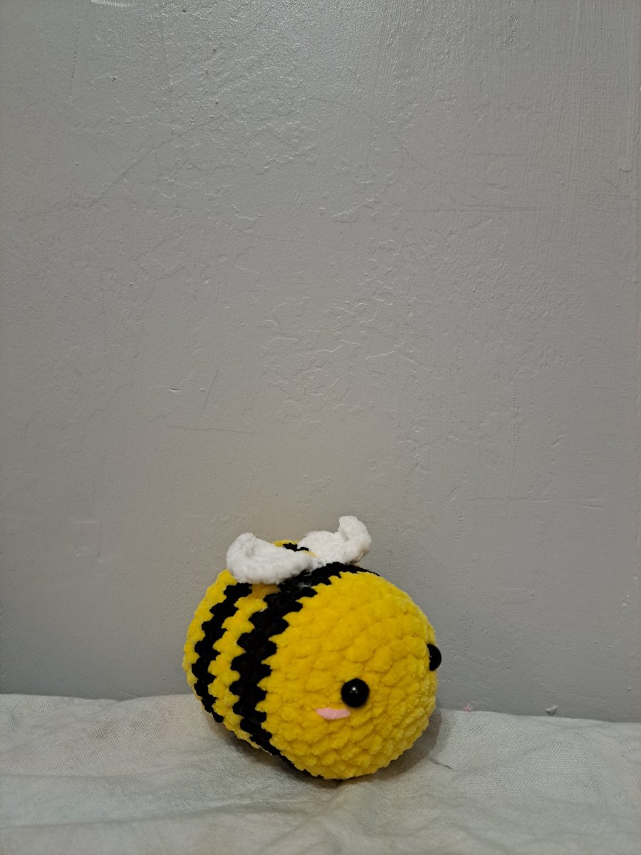 Handmade chonky bumble bee