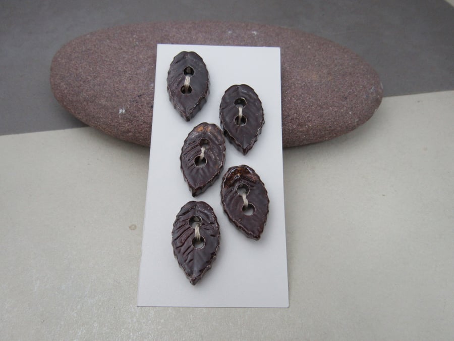 5 Small Leaf Shaped Dark Copper Ceramic Buttons