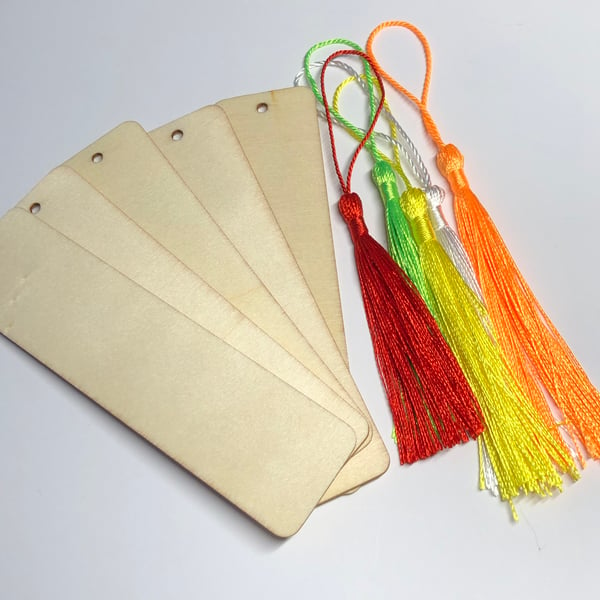 5 wooden bookmark blanks and bright tassels