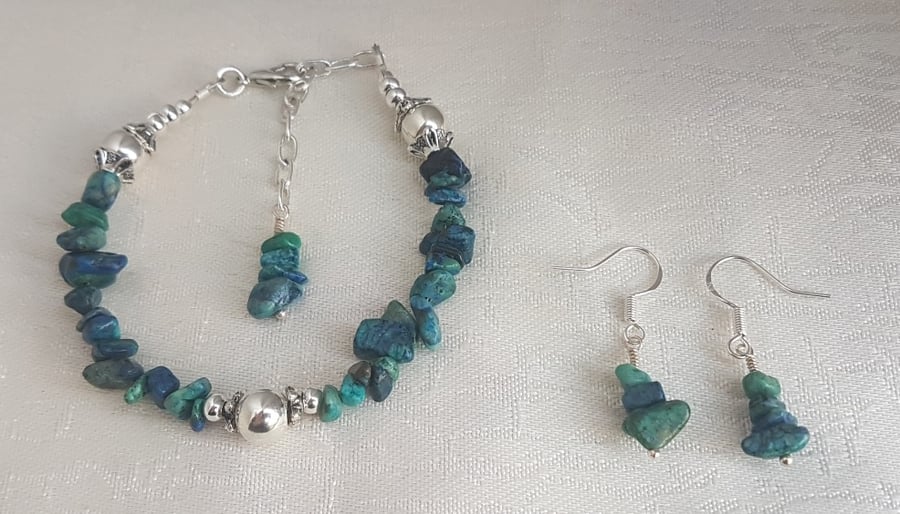 Gorgeous Blue green Chrysocolla chip bead bracelet and earrings set