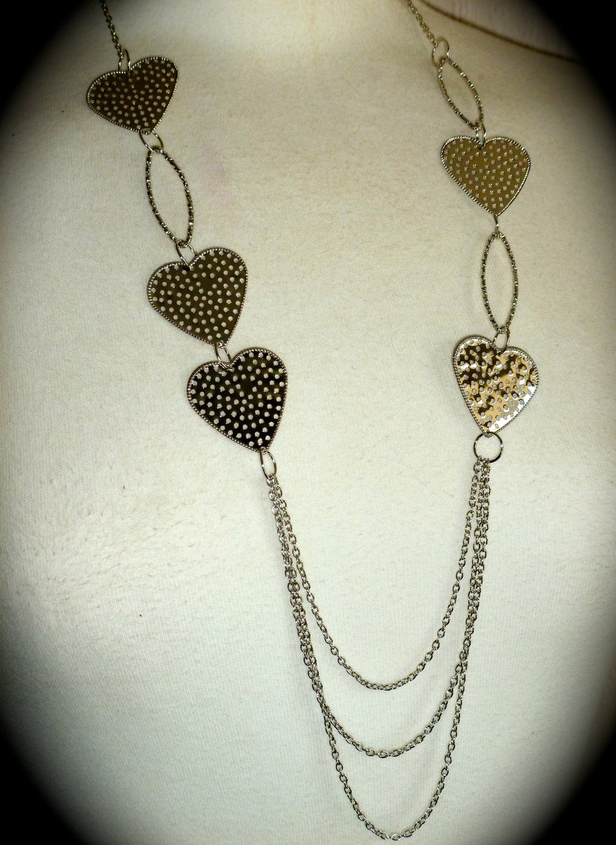  Lagenlook Necklace 'Valentine Hearts' Silver Tone