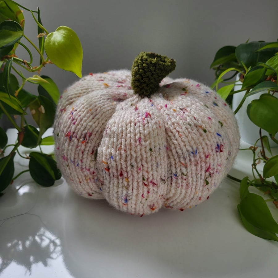 Pumpkin - knitted pumpkin, large, perfect for Halloween, a gift or decoration