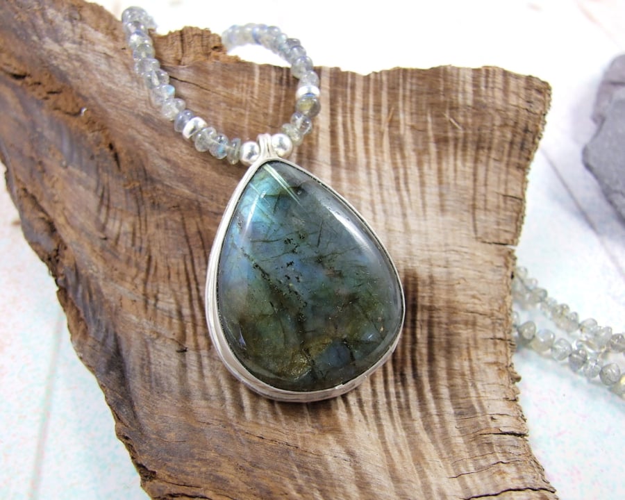 Labradorite Pendant on Labradorite Necklet, Sterling Silver
