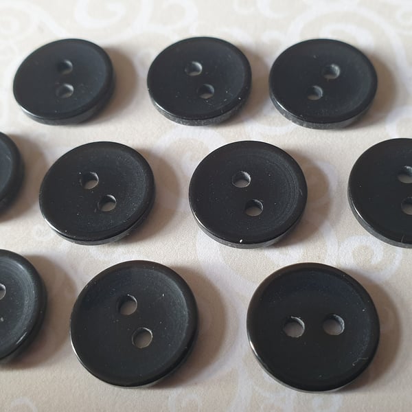 12.5mm 20L Solid Black saucer Buttons