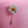 WHITE DAISY PIN Marguerite Daisy Brooch White Wedding Daisy Lapel HAND PAINTED