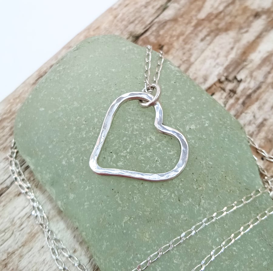 Sterling Silver Small Heart Pendant (NKSSPDHT5) - UK Free Post