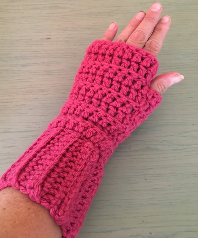 Fingerless Gloves 