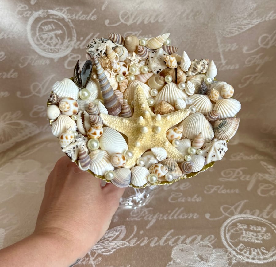 Handmade Coastal Seashell Centrepiece – Beach Inspired Ocean Home Décor