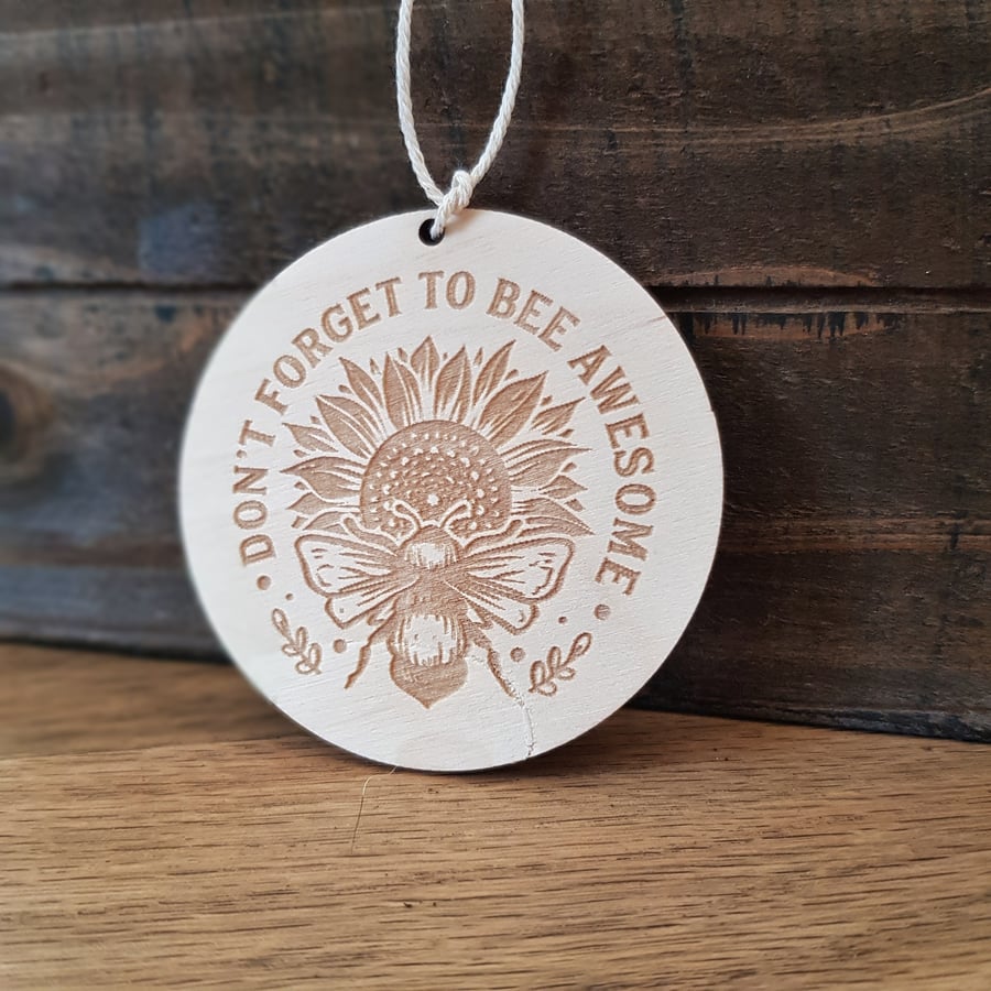 Bee inspired plaque, motivation wood sign, can be personalised at the back  