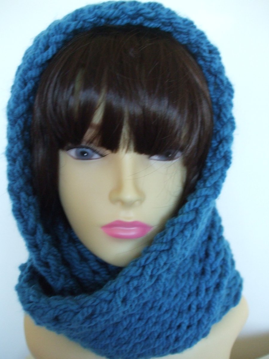 Hand Knitted Infinity Scarf in Turquoise