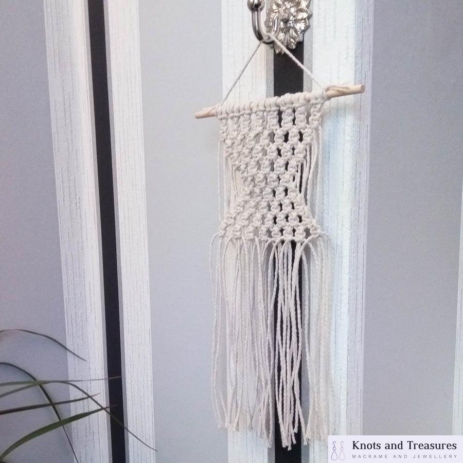 Small 100% Cotton Natural Beige Macrame Wall Hanging
