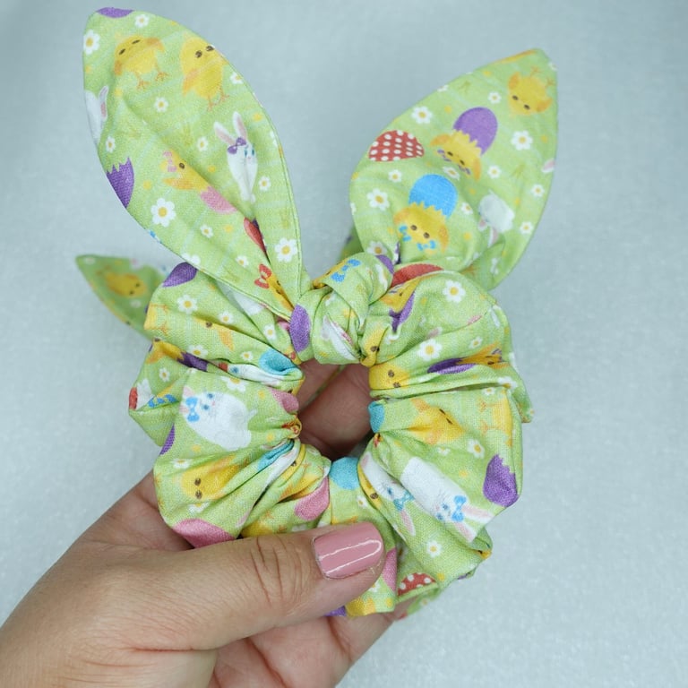 Easter Bunny Scrunchies, Easter Chick Scrunchies, Scrunchies with Bow
