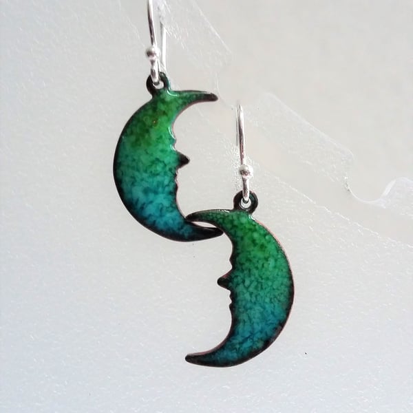 Green and blue crescent moon earrings in enamelled copper 098
