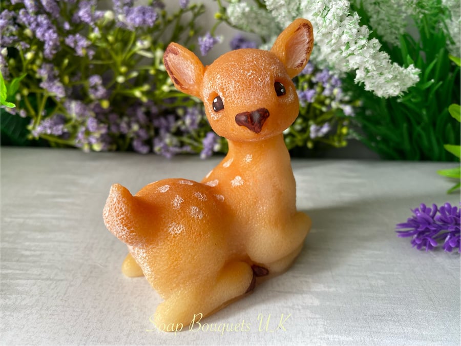 Baby Reindeer Vegan Soap Gift Box: Animal Shaped Soap Bar for Christmas & Bday