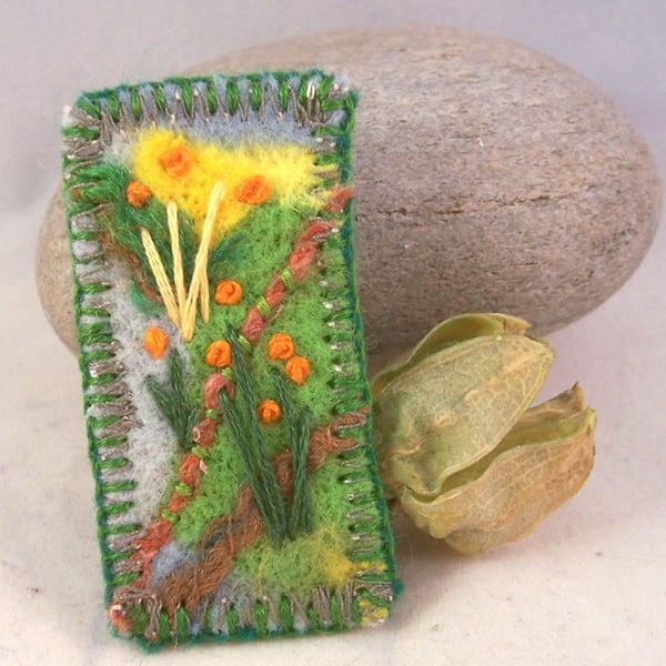 Hand embroidered needlefelt brooch - Meadow