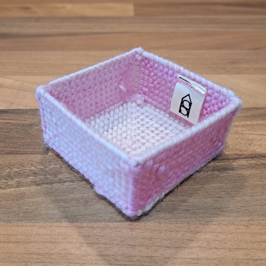 Small tray for small desk items - pink colour