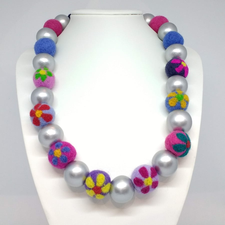 Flowered Felt Beads with Silver Wood Beads Necklace