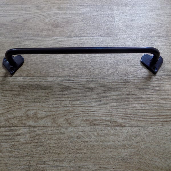 Heart Towel Rail...................................Wrought Iron (Forged Steel) 