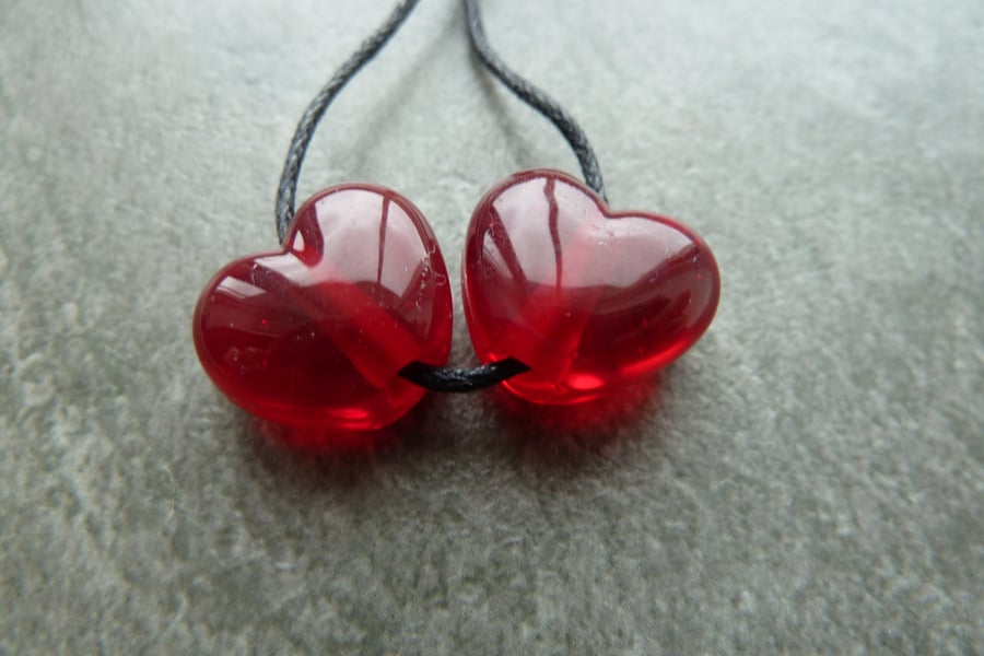 red heart lampwork glass beads