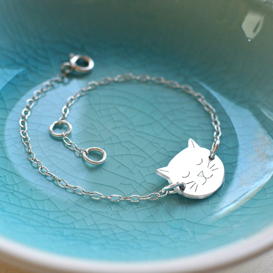 Personalised Sterling Silver Little Cat Face Bracelet, gift for cat lovers