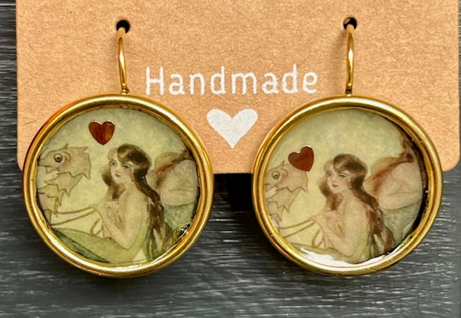 Vintage mermaid gold and resin earrings