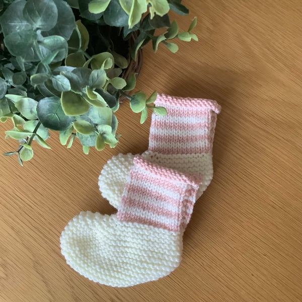 Hand Knitted Baby Booties 6-12 months