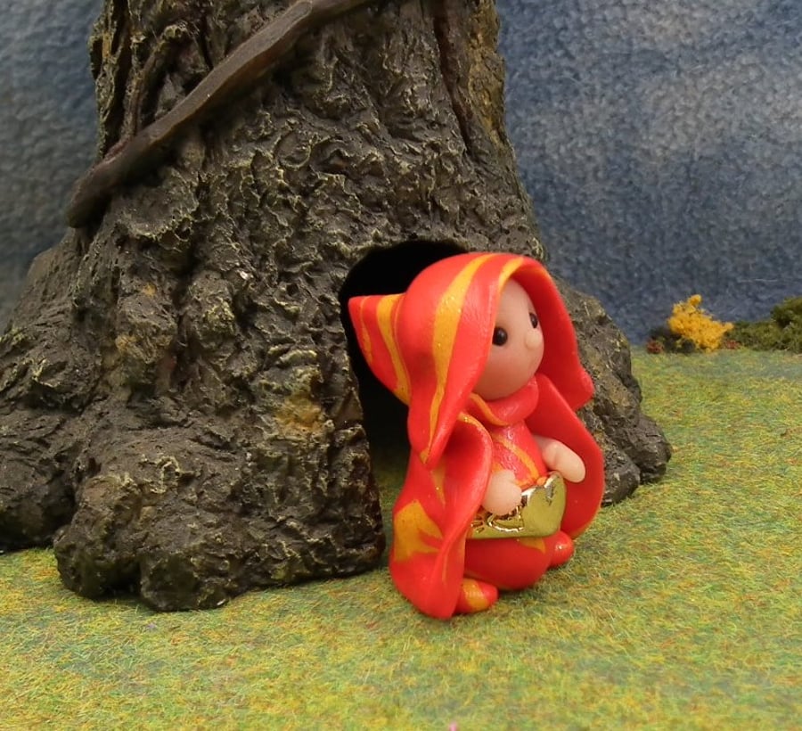 Tiny Magical Gnome 'Treso' with golden belt OOAK Sculpt by Ann Galvin