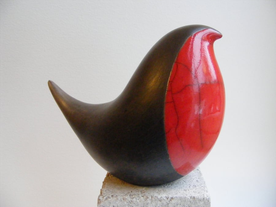 Raku glazed robin (D)