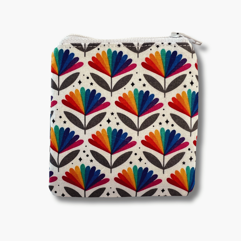 Rainbow Knitting case - Flower a Go Go