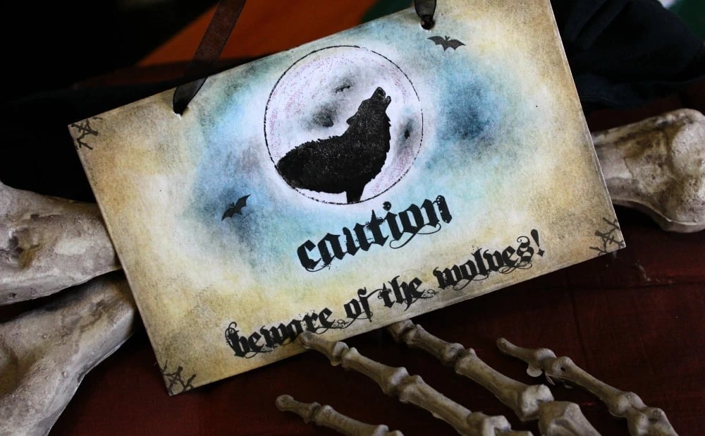Moonlight Beware Of The Wolves Halloween Caution Sign Prop 2