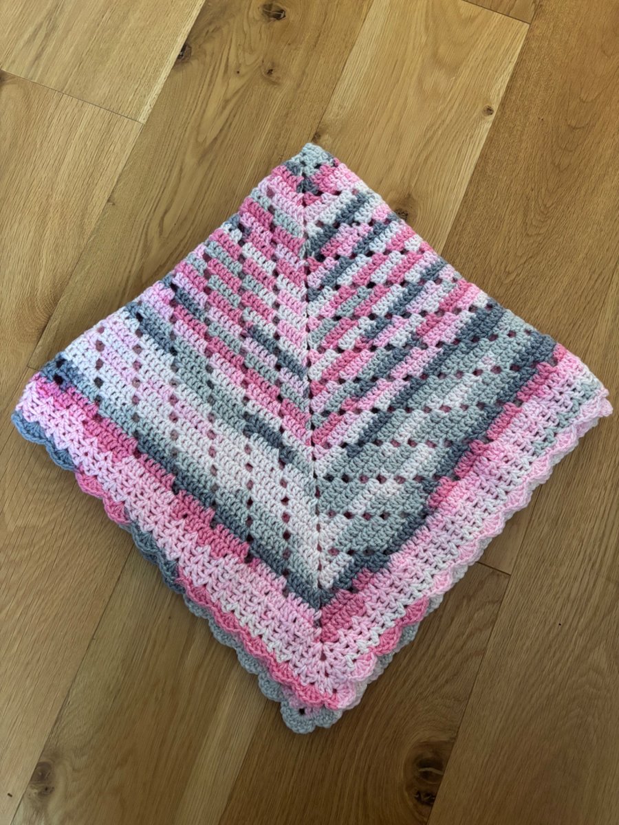 Baby girls crochet blanket 