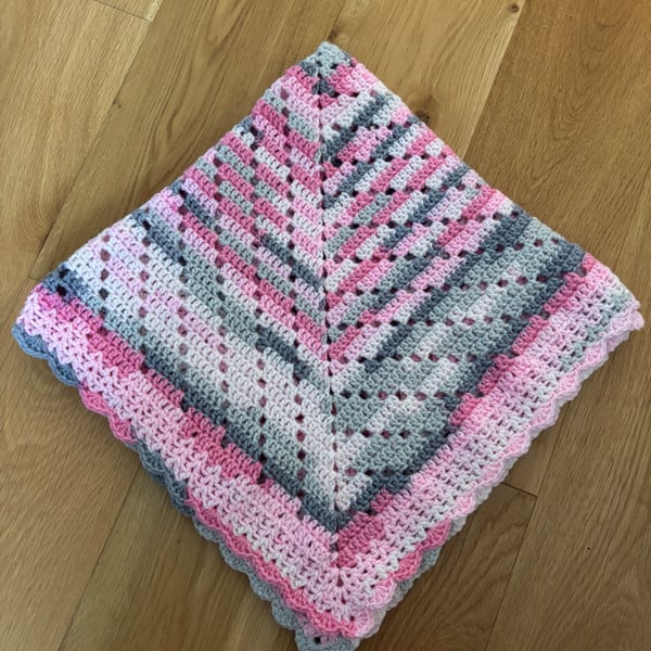 Baby girls crochet blanket 
