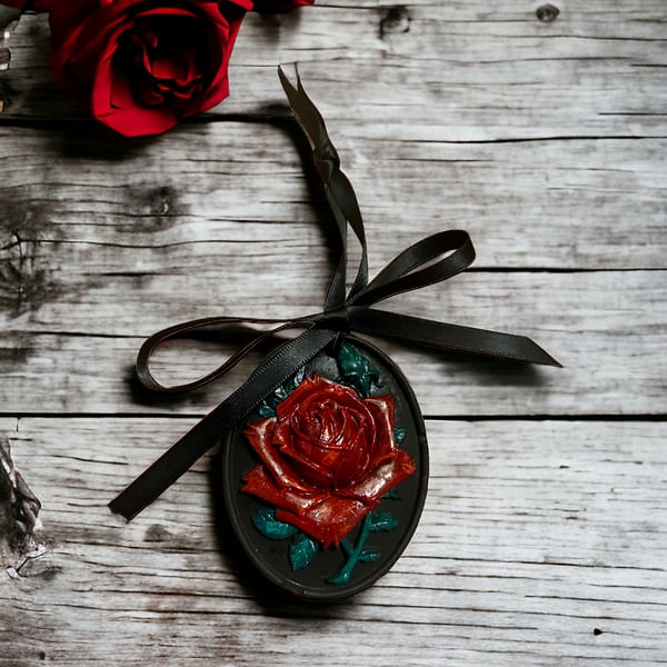 Mini hanging Red rose 