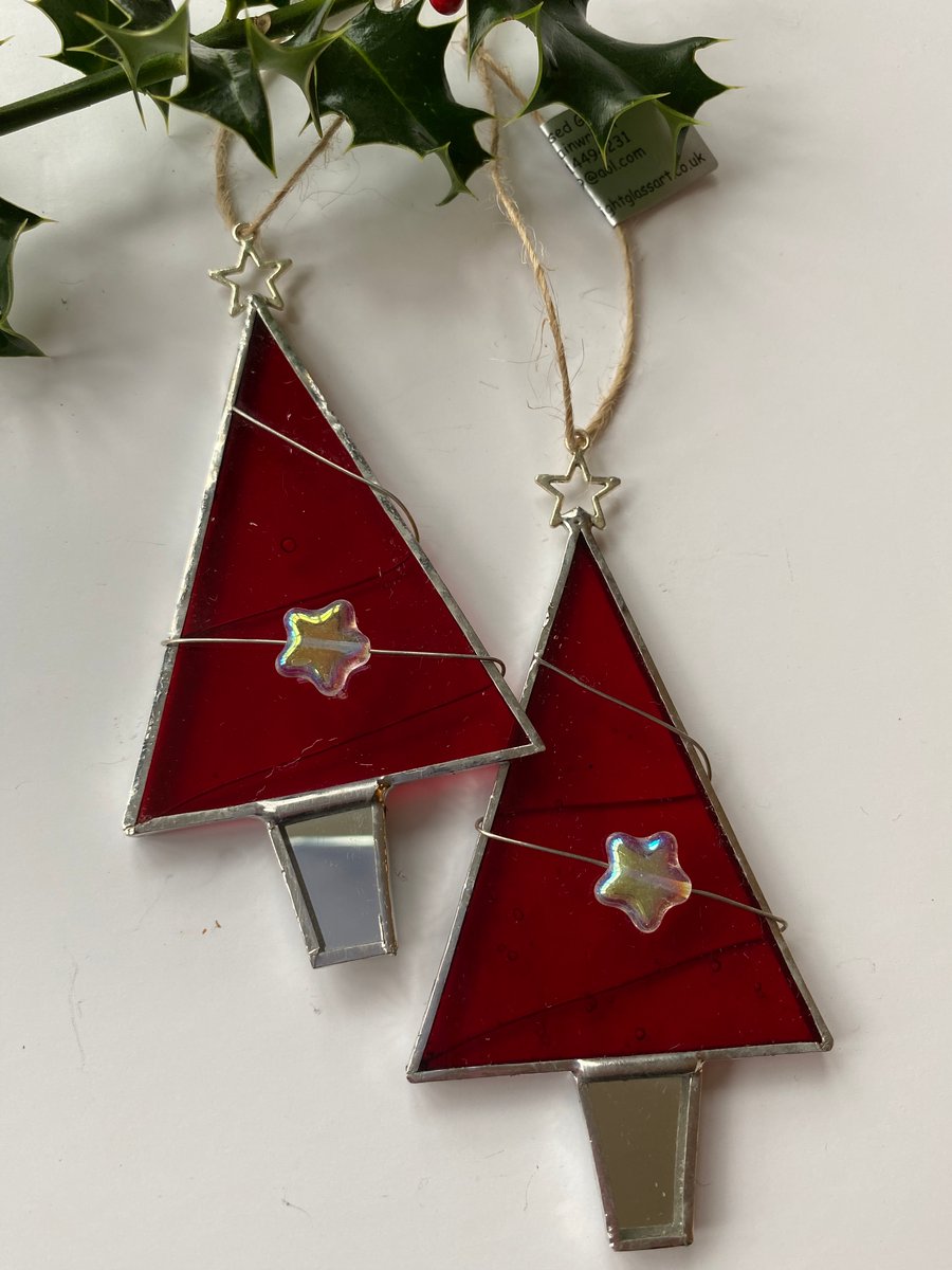 Stained Glass Red Christmas Tree
