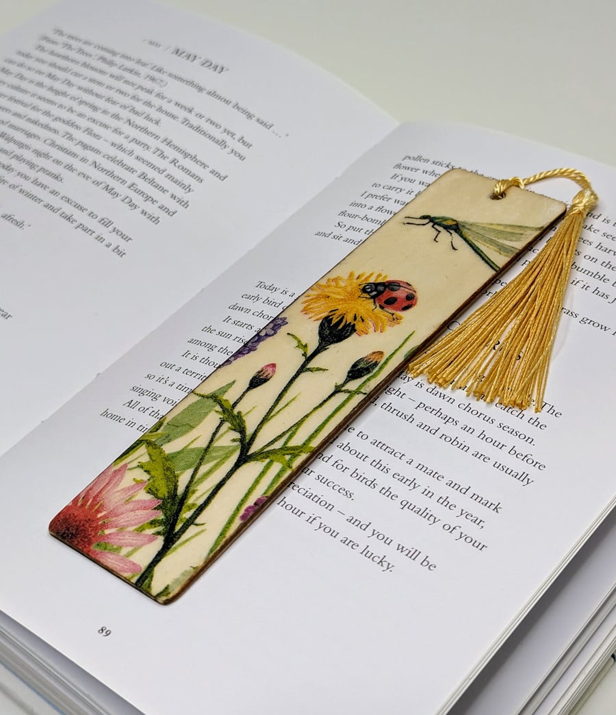 Wildlife meadow design wooden bookmark, gift fo... - Folksy